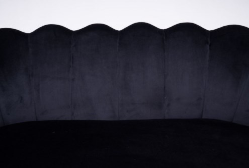 czarna kanapa muszelka tapicerowana welurowa